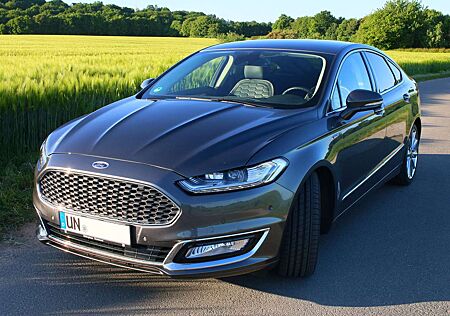 Ford Mondeo Vignale 5-Türer 2.0 EcoBoost Autom.