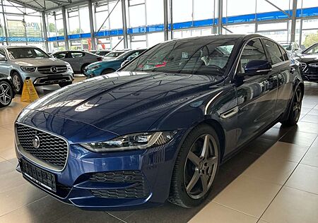Jaguar XE S Premium*AHK*LED*ACC*Leder*Ambinte*