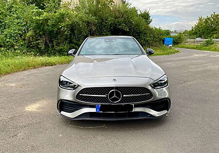 Mercedes-Benz C 300 D AMG HUD BURM PANO D-LIGHT DIST MEM