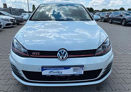 VW Golf Volkswagen VII Lim. GTI Performance