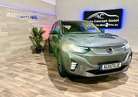 SsangYong Korando E-Motion Titanium*Navi*Leder*LED*Totw.*