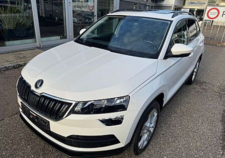 Skoda Karoq Style 4x4 *VOLLAUSSTATTUNG!! / AUS 1.HAND!!*