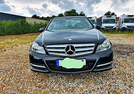 Mercedes-Benz C 220 . Lim. CDI BlueEfficiency. Avantgarde