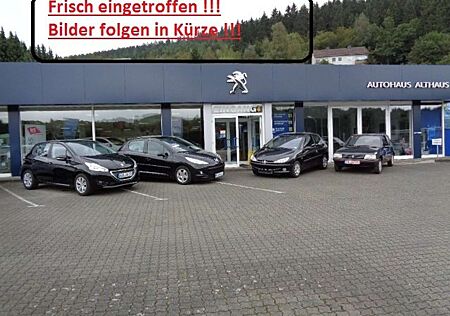 Peugeot Expert Kastenwagen Premium L2 Blue HDI 145 mit AHK