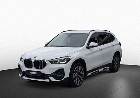 BMW X1 xDrive20d SportLine Navi AHK SHZ LED HUD SpoSi