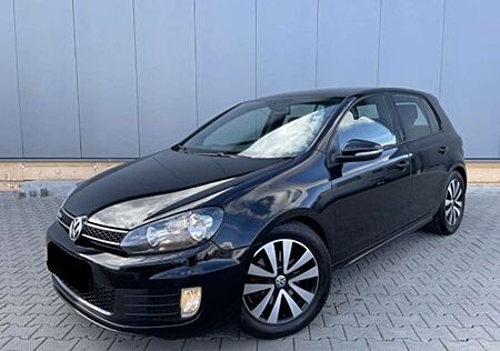 VW Golf Volkswagen 2.0 TDI DPF DSG GTD