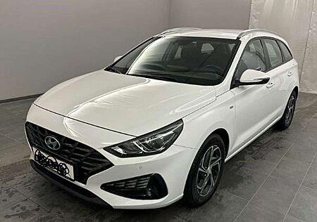 Hyundai i30 Kombi 1.6 CRDI 48V-Hybrid Trend Navi