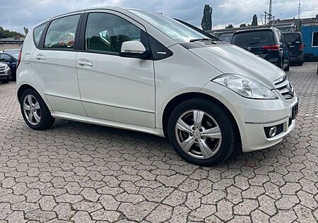 Mercedes-Benz A 180 A -Klasse 180 CDI/1Hand/Tempomat/SHZ/Teilleder