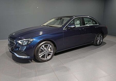 Mercedes-Benz E 400 d 4M AVANTGARDE/PANO/MULTIBEAM/SOUND/DISTR