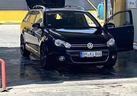 VW Golf Variant Volkswagen 1.6 TDI DPF Trendline