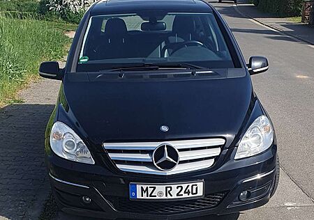 Mercedes-Benz B 180 Sports Tourer
