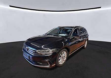 VW Passat Variant Volkswagen GTE eHYBRID/17Z./LED/ACC/NAVI/PDC