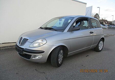 Lancia Ypsilon Y 1.2 8v Argento