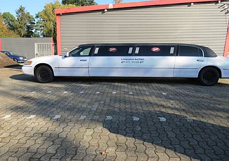 Lincoln Town Car /FORD USA/9 SITZPLÄTZE/TÜV NEU/MWST