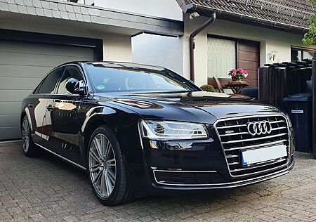 Audi A8 3.0 TDI DPF quattro tiptronic Lang