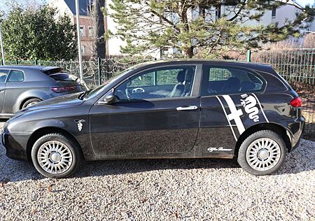 Alfa Romeo Alfa 6 1.6 TS ECO 16V * wenig Kilometer