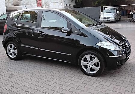 Mercedes-Benz A 170 A -Klasse . Automatikgetriebe