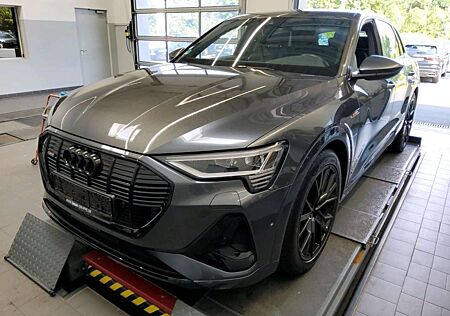 Audi e-tron 50 2x S LINE BLACK ACC/KEYLESS/SIDE/KAM.