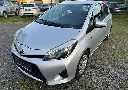 Toyota Yaris Hybrid Basis