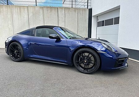 Porsche 992 Targa 4 GTS