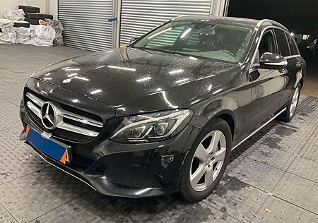 Mercedes-Benz C 250 T d +VOLL-LED+2.HND+HEADUP+TOTW.+NAVI+AHK+