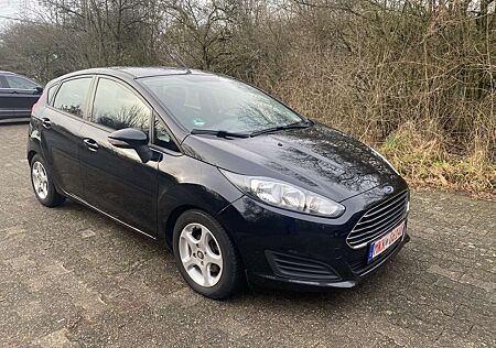 Ford Fiesta Trend EURO5. TÜV. NEU.