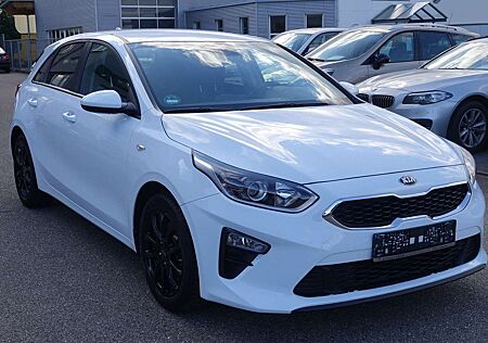 Kia Cee'd Ceed / Ceed 1.4 Edition 7 Limited "Spur"Lenkradheizung"