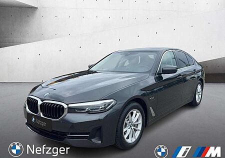 BMW 520 e Limousine Hybrid Glasdach Harman/Kardon
