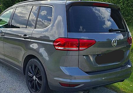 VW Touran Volkswagen