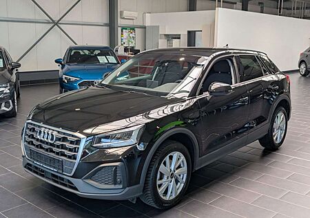 Audi Q2 35 TFSI S tronic Navi Kamera LED 1.Hand