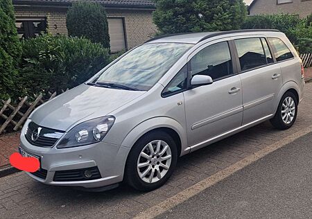 Opel Zafira 7 person, 07/2005, TÜV 05/2027.