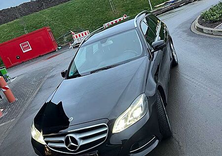 Mercedes-Benz E 300 T BlueTEC 7G-TRONIC Avantgarde