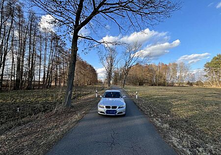 BMW 320i 320
