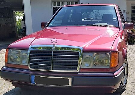 Mercedes-Benz E 220 220 E