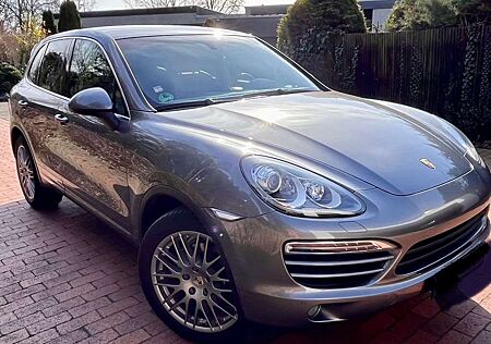 Porsche Cayenne Diesel Tiptronic S, 8-fach, PASM, PCM, 20"Spyder