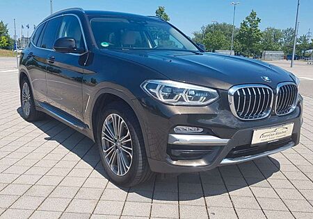 BMW X3 xD30d Luxury Line aut.~HUD ~AHK ~Standheizung