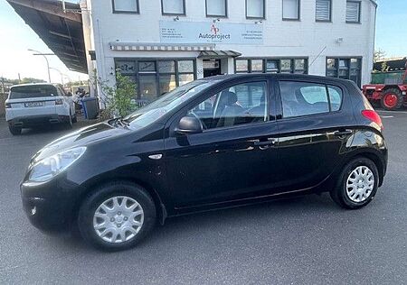 Hyundai i20 1. Hand! immer gewartet