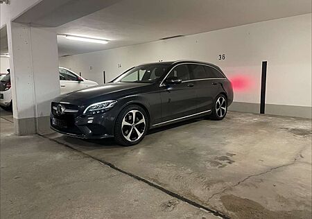 Mercedes-Benz C 220 d T 9G-TRONIC Avantgarde