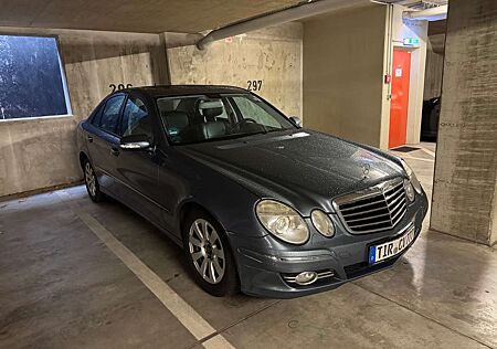 Mercedes-Benz E 320 CDI 7G-TRONIC Avantgarde