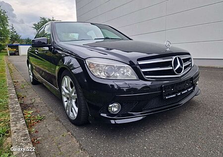 Mercedes-Benz C 320 AMG PAKET AUTOMATIK/SHZ/PDC/KLIMA/ELEKT.SITZE/