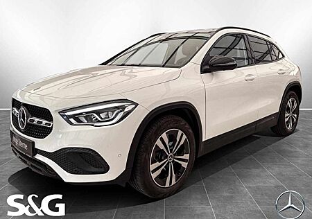 Mercedes-Benz GLA 220 d 4M Progressive Distro+Pano+AHK+LED
