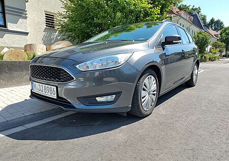 Ford Focus Turnier 1.0 EcoBoost Start-Stopp-System Business E