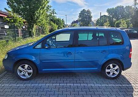 VW Touran Volkswagen 2.0 TDI
