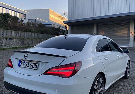 Mercedes-Benz CLA 250 7G-DCT