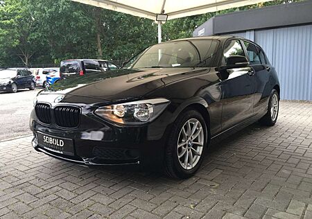 BMW 116 i 5-trg Autom/Navi/Klima/PDC/S&S/Allwetter
