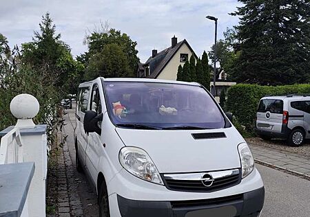 Opel Vivaro Kombi L1H1 2,7t