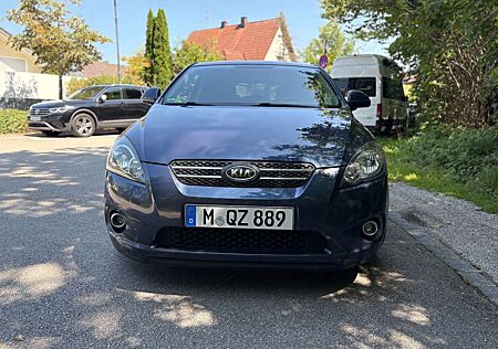 Kia Cee'd Ceed / 1,6