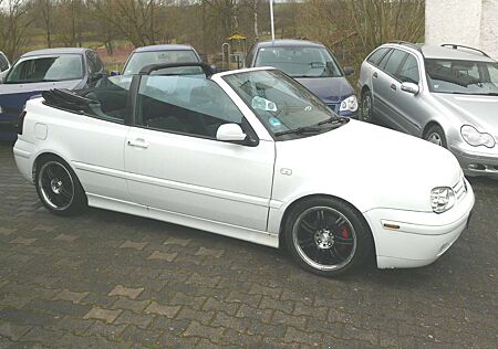 VW Golf Cabriolet Volkswagen Cabrio 1.6 Colour Concept