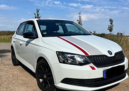 Skoda Fabia Red & Grey, WENIG KM, tolle Optik