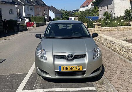 Toyota Auris 1.4 VVT-i